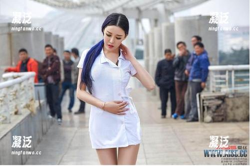 AISS爱丝(黄金版) - 在街道上耍帅的亚美依，谁能拒绝这样的图包？立马查看！