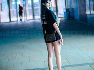 Akisoso秋楚楚的兔女郎写真：谁在捕捉蠢蠢欲动的资源呢？