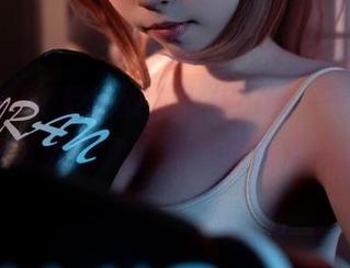 Bangni邦尼的双人女仆cos——我只想说，谁才是主角，这真挺艰难的选择。