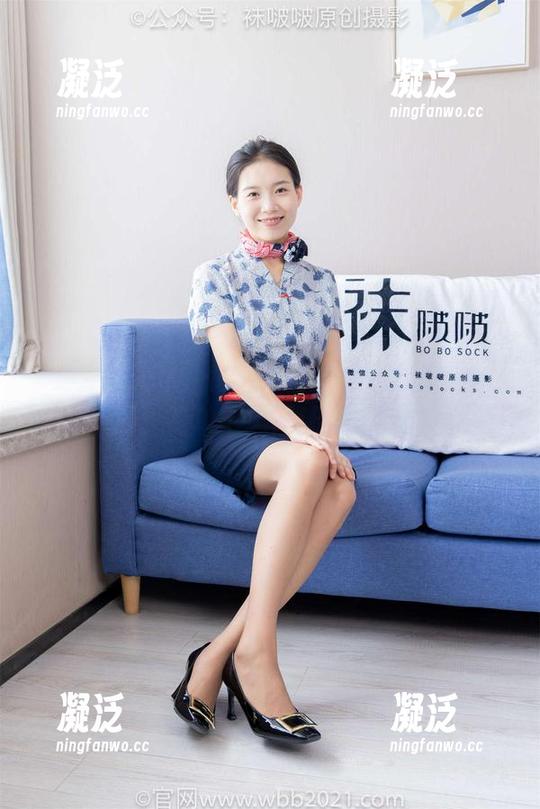 BoBoSocks袜啵啵-奶油 BoBoSocks袜啵啵 - 奶油与她的帆布鞋原图:简单得居然让我停了好久