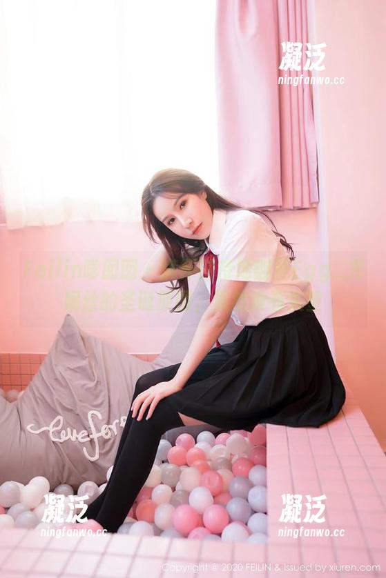 Feilin嗲囡囡-Egg_尤妮丝 Feilin嗲囡囡 - 满怀期待地翻开Egg_尤妮丝的圣诞原图,果然没有失望