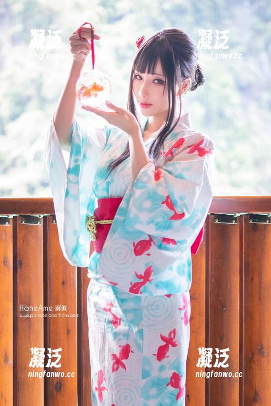 HaneAme雨波 HaneAme雨波的厨娘写真,煮的只是一腔花心