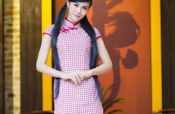 IMiss爱蜜社 – 走进逗逗doudou的高清秘书合集，平淡中的一点挑逗