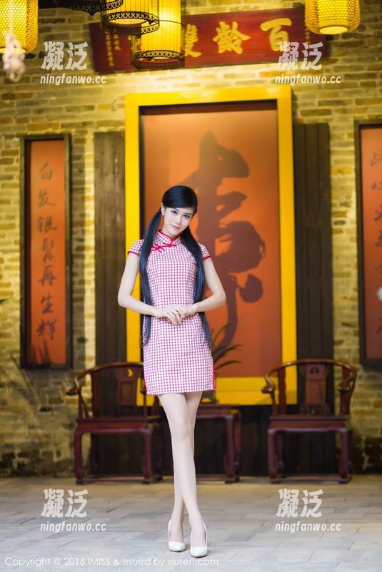 IMiss爱蜜社 - 走进逗逗doudou的高清秘书合集，平淡中的一点挑逗