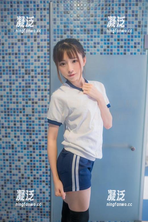 MTYH喵糖映画 来吧,喵糖映画最新图包:黑色。你觉得这黑色衣服是为了搭配还是为了掩饰?