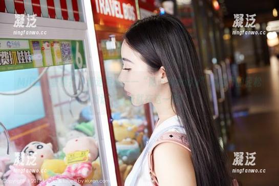 MiiTao蜜桃社-陌子Mandy MiiTao蜜桃社 - 精选写真——“陌子Mandy”与吊带的轻松对话,暧昧就在这一瞬!