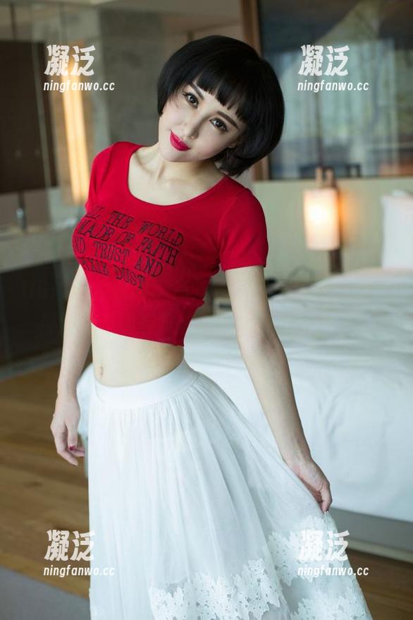 UGirls尤果网-李宝儿 UGirls尤果网 - 高清李宝儿校服照,谁说校服就不能有风格?这波分享太赞了!