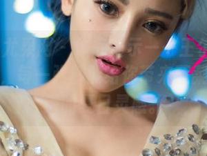 UGirls尤果网 – 作品展示——王尔琳的夏日图集，每一张都能给你带来蔬菜急需出道的夏日灵感。