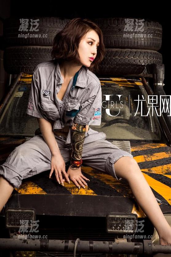 UGirls尤果网-黛斯羽 UGirls尤果网 - 换个角度,黛斯羽的连衣裙图集让我觉得这个夏天可以尽情释放自己,福利赶紧来一波整活!