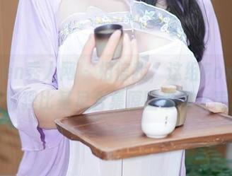 Xiuren秀人网 – 相信我，这组FoxYini孟狐狸比基尼合集原图没那么简单