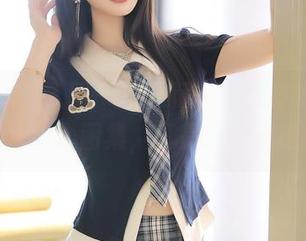 Xiuren秀人网 – 这个藏有免费图的冷月yuer甜心图集，真是猎奇的极致