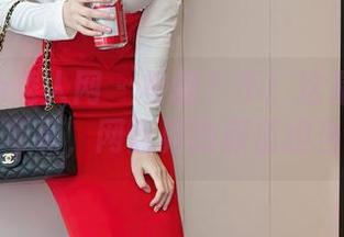 Xiuren秀人网 – 校服？不！这是周慕汐的写真，网盘界的颜值担当！