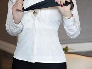 YouMi尤蜜荟 – 灰丝诱惑：娇喘JC的原图合集，身姿与色彩的碰撞，真叫人想多瞧几眼。