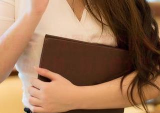 YouMi尤蜜荟 – 从图库到我的脑袋：娜露Selena的女神，简直像个梦游者。