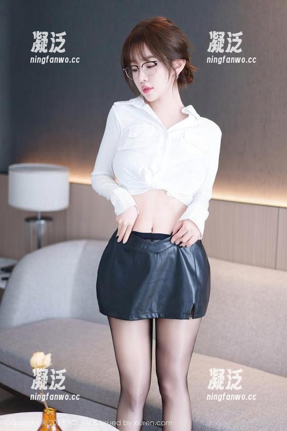YouMi尤蜜荟-小尤奈 YouMi尤蜜荟 - 吊带惹的祸——小尤奈这图包到底有啥挑战