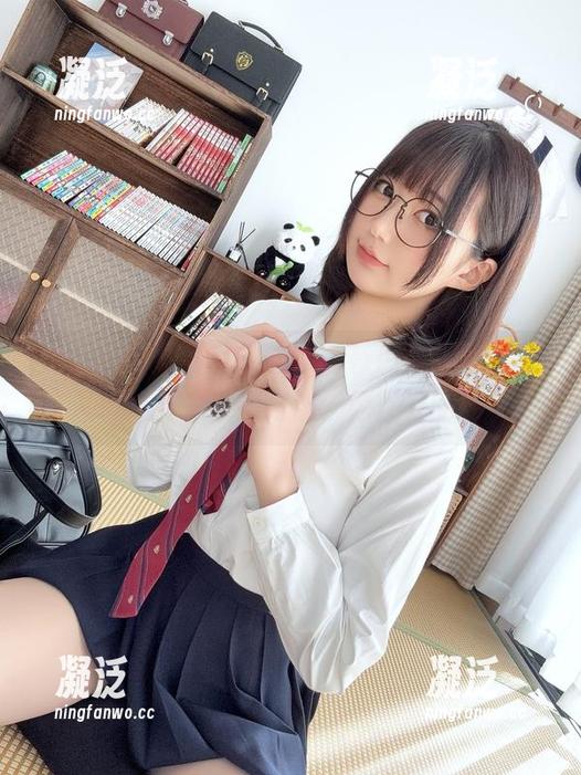 nagisa魔物喵 nagisa魔物喵的乳牛,有点怪,但就是让人想停下来,别瞎说,原图在这儿呢。