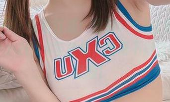 福利风暴，图包狂潮！看到いくみ(育美)的Fantia-2024年合集，我恨不得立刻下载一整版！