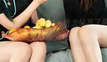丽柜 – 写真里，Vicky也太油亮了吧，这么真诚的闪耀