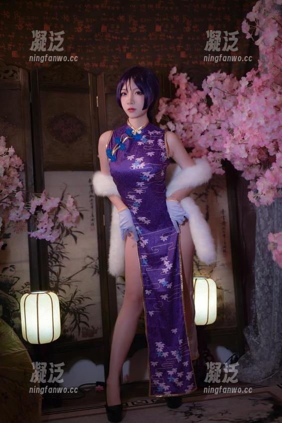 二佐Nisa 我是个二佐Nisa迷,图包里的制服怎么这么撩?