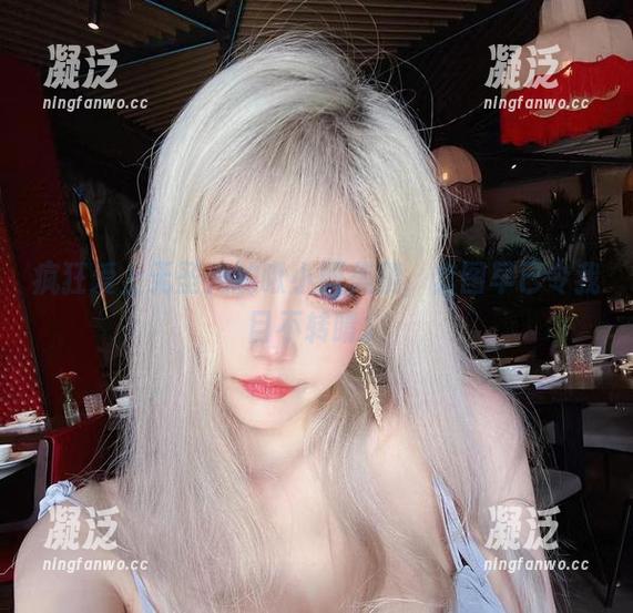 啾小妍 疯狂爱上无圣光的啾小妍美腿,套图早已令我目不转睛。