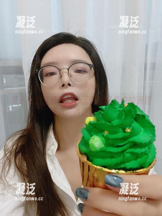 夏小秋秋秋 夏小秋秋秋搞事情:无圣光图集中的滴蜡画风,谁顶得住?