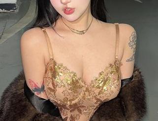 微密圈 – 小u优优子打卡图库，送上最精致的‘美女优优’给各位嘴巴很挑的朋友！