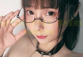 小泉学姐吖带来的万圣节盛况：图片里完全是捣蛋鬼的高能预警！