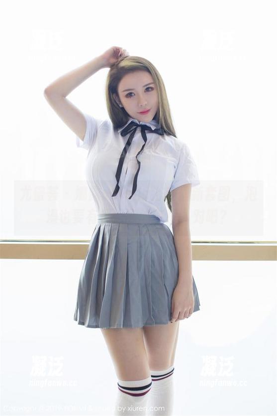 尤蜜荟-娜露selena 尤蜜荟 - 娜露selena浴室最新套图,泡澡也要有偶像剧的气质,对吧?