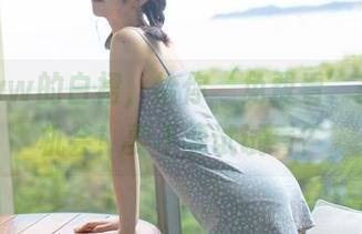 念雪ww的白裙，给你‘免费看’美女的机会！要不要试试看？
