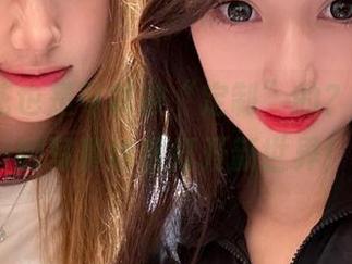 原来樱花也是可以被“定制”的？怡子yiii的写真给我打开新世界！