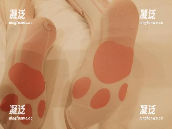 万众瞩目的腿控杰作，“想要个公主抱”全集原图奉上！