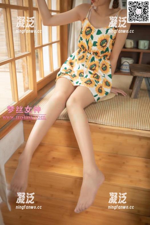 梦丝女神 - 黑色迷人，玥玥的图包好像在抛媚眼