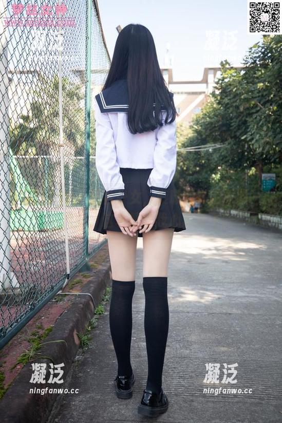 梦丝女神-璇璇 梦丝女神 - 天台少女,璇璇的私拍原图——哎呀,这表情让我心思乱飞。