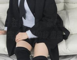 梦丝女神 – 在线高清，苏柔的牛仔裤是塑造完美身材的终极武器！