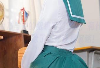 清水由乃与她的眼镜写真…唉，有什么好讲的呢，除了沉迷还是沉迷！