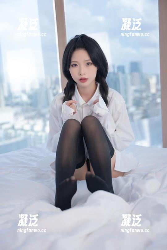 清水由乃 看!清水由乃穿豹纹,不知道是美图还是动物园开放日图集?