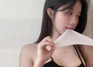 微密圈 – 想偷学火龙果羊的学姐魅力？这就免费奉上资源，试试风险！