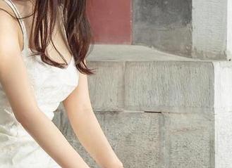 爱尤物 – 校服图集：小尤奈指挥我重温“师生恋”的日常，别问我如何定义“定制”，你们懂的！