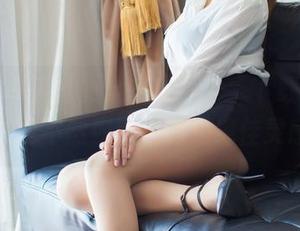 爱蜜社 – 泥鳅鳅全套眼镜秀，下载可不可少，要不然你错过的是绝佳灵感！