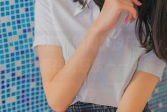 秀人网 – 水手服下的周慕汐fairy，似乎每一张美图都在诱惑我——可等会儿。