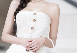 秀人网 – 看喵喵JOJO如何变身厨娘，原图随便拿，不用谢！