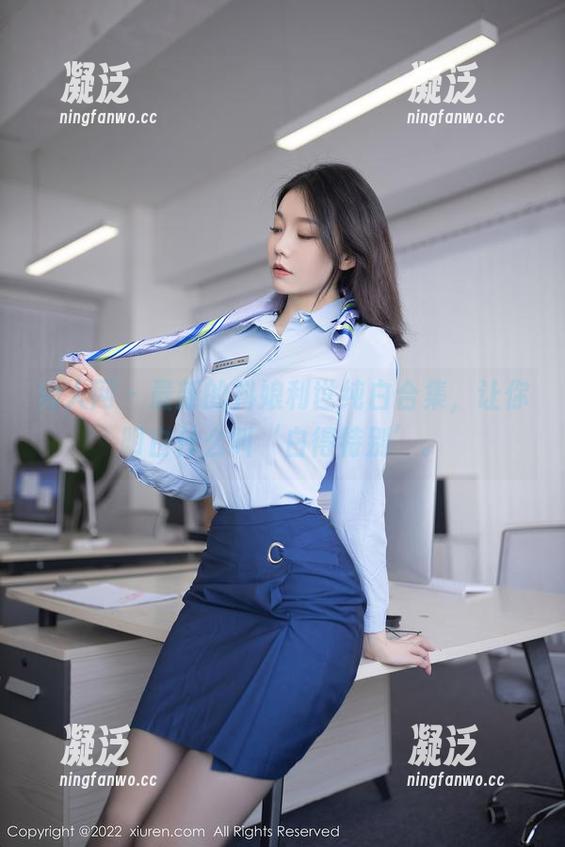 秀人网-抖娘利世 秀人网 - 最新的抖娘利世纯白合集,让你明白什么叫‘白得特别’。