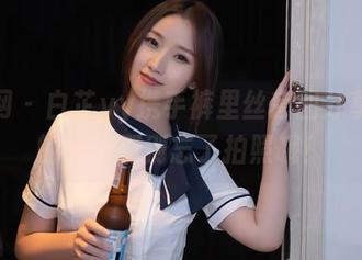 秀人网 – 白芷yy携手裤里丝套图分享，来的时候别别忘了拍照哦！