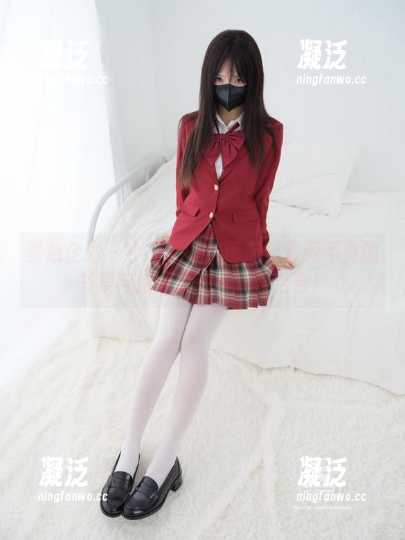 紧急企划 - 小恩优等生图册：营养不良的书桌与拍照风格的完美结合！