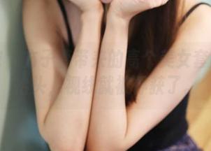 美媛馆 – 方子萱带来的高个美女套图：一抬头，视线就被俘获了。
