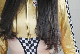 美媛馆 – 水手服大冒险：观看糯美子MINIbabe如何把海风当成最佳搭档，太欢乐了！