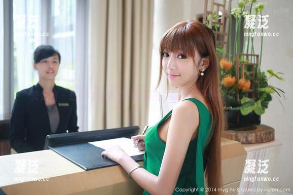美媛馆-糯美子 美媛馆 - 想在牛仔裤里找返场感?糯美子正好分享一波!