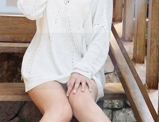 美媛馆 – 许诺sabrina的校服，不止是“校规”，还有美图和图包的宠爱。