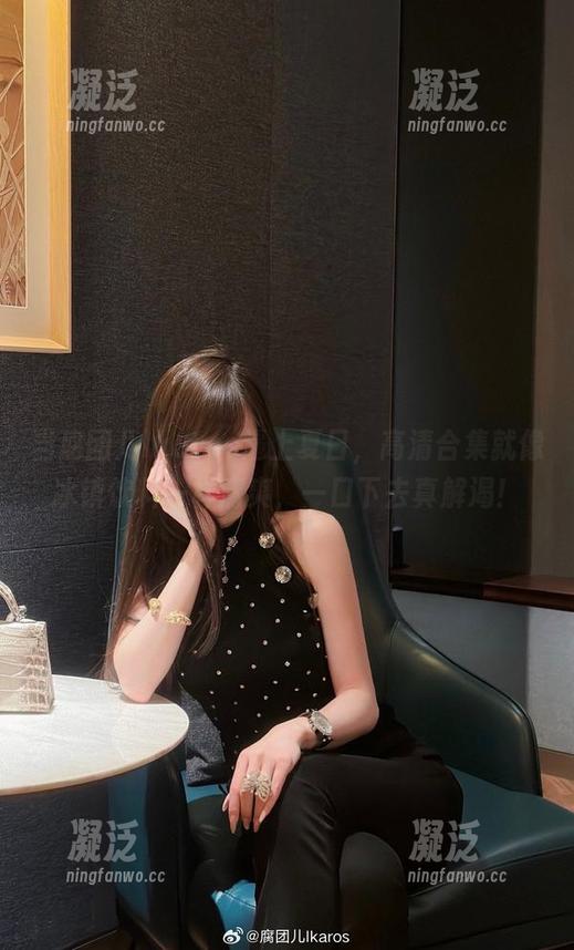 腐团儿Ikaros 当腐团儿Ikaros遇上夏日,高清合集就像冰镇饮料一样清爽,一口下去真解渴!
