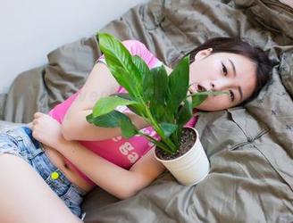 菠萝社 – 看柳侑绮Sevenbaby怎么玩转扑克牌日记，普及美图的内幕！